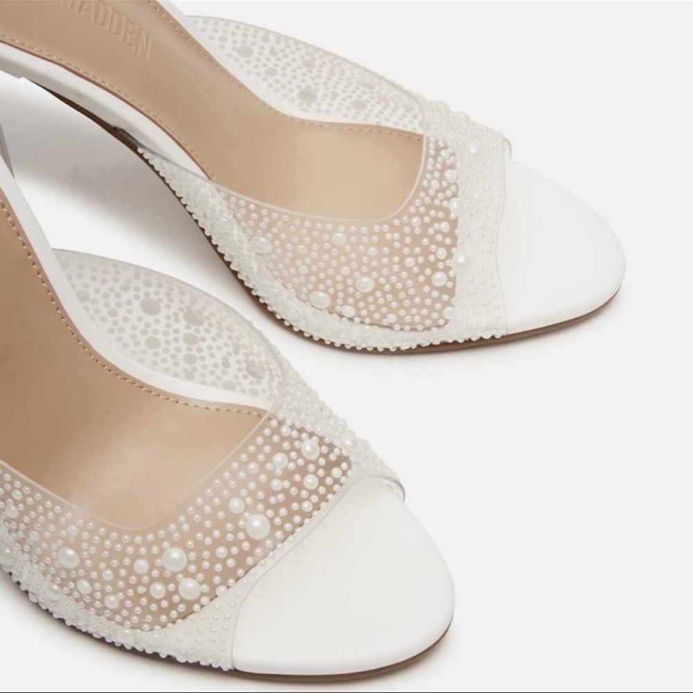 Steve Madden Peach PVC  Open Toe White Pearl Embellished Heels - Picture 2 of 9